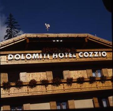 Dolomiti Hotel Cozzio Madonna Exteriör bild